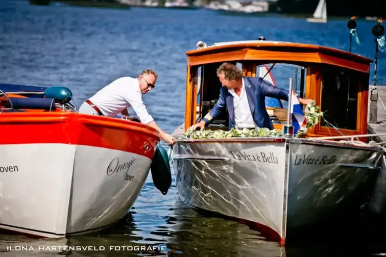 Privé rondvaart met sloep huren in Loosdrecht